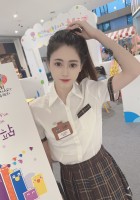 大家好，我是萌萌，请大家多多照顾~！