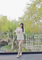大家好，我是诗诗，请大家多多照顾~！