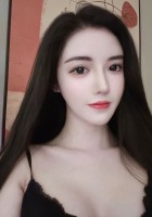 大家好，我是杨悠悠，请大家多多照顾~！