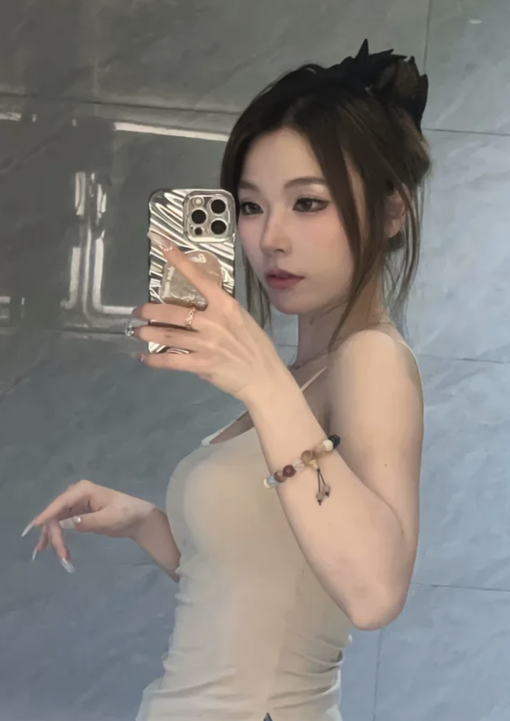 怡澜