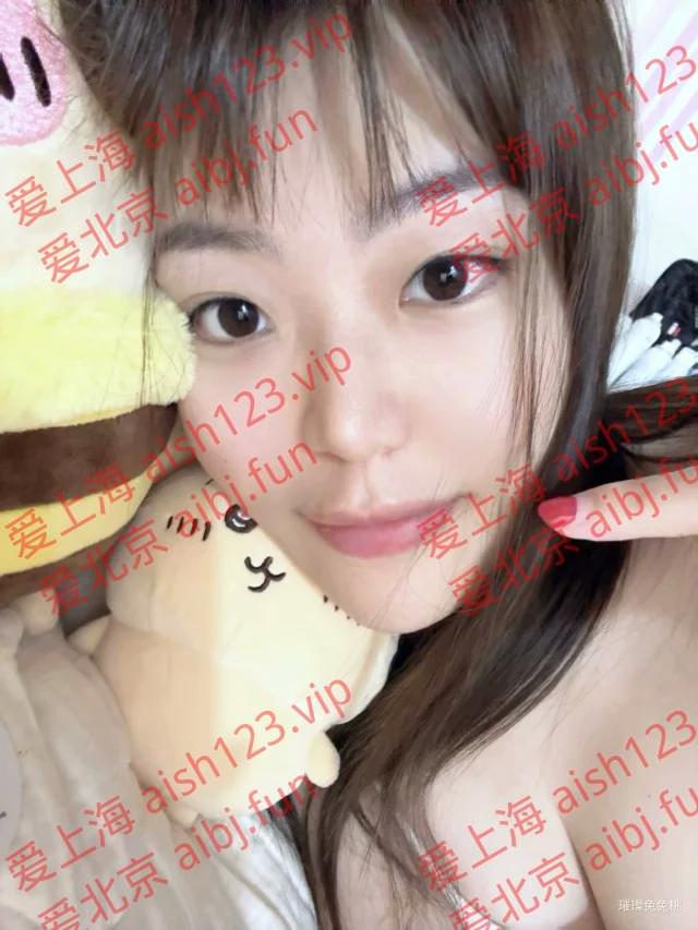 人照一致带眼镜