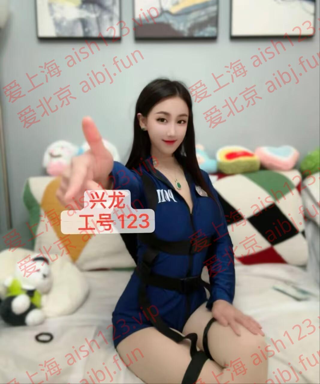 056EF7B8BB77FA41BA4CB88F549C188C.jpg