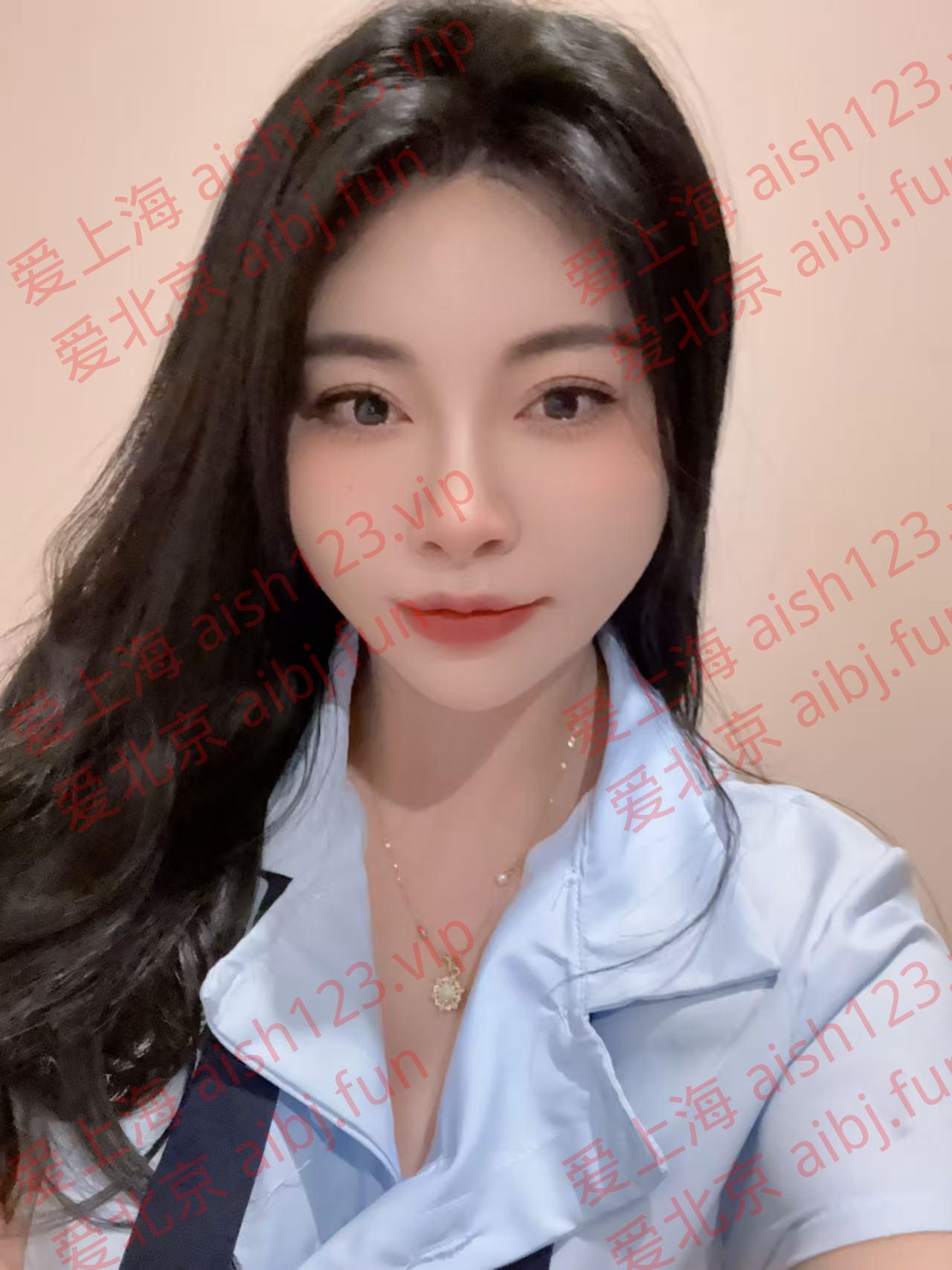 D7BPX)L{MSBL[~Z1T(5~38U.jpg