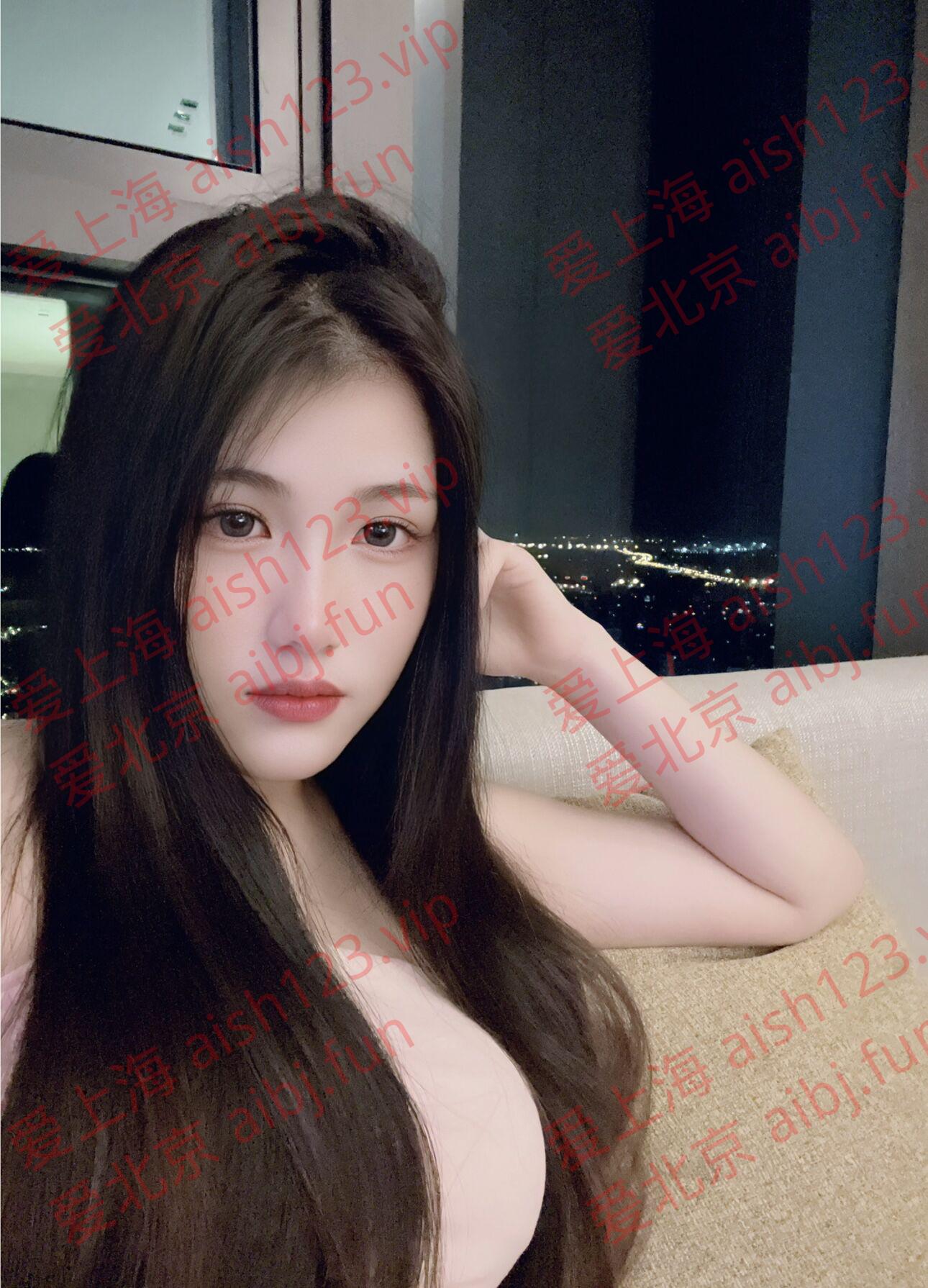 7`A}KK7CA(A7M}820U1CDLQ.jpg
