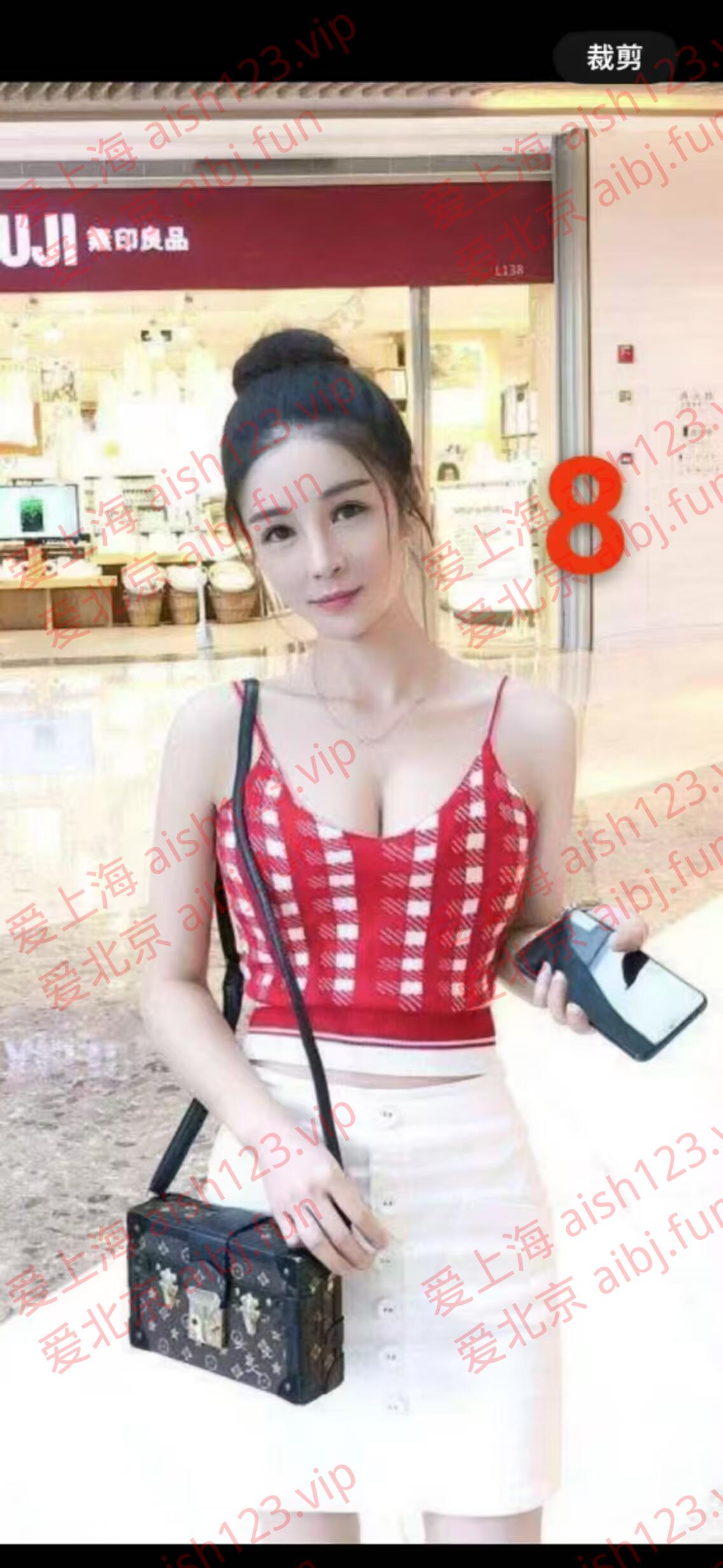 A207FE6739C7DF3F503C7C0DEE6E817F.jpg