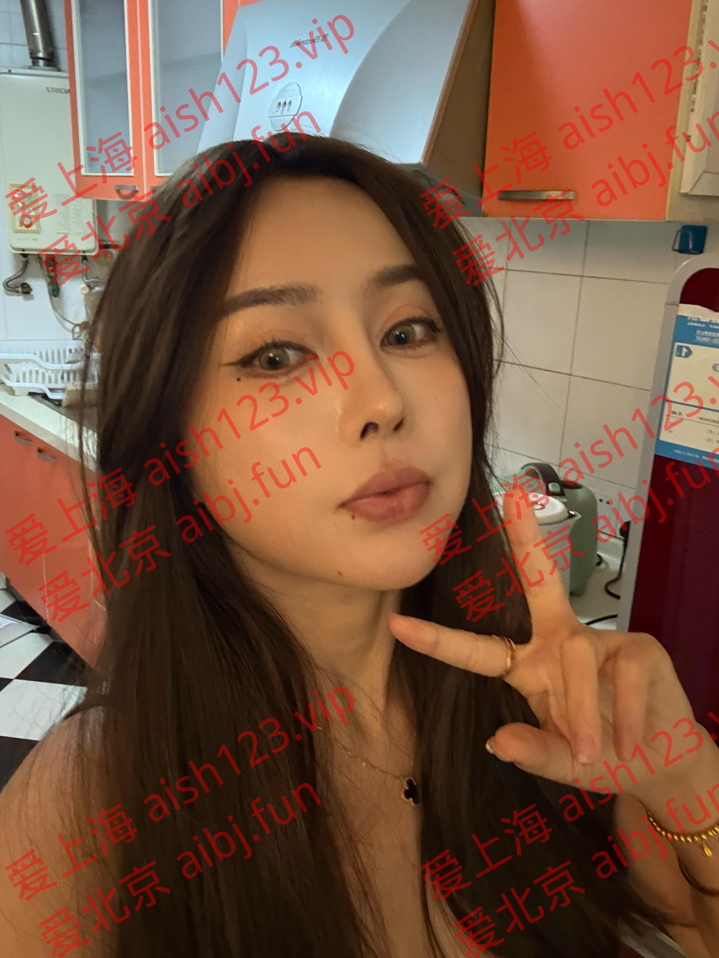 202051sern8m5w5r84mr5d.png
